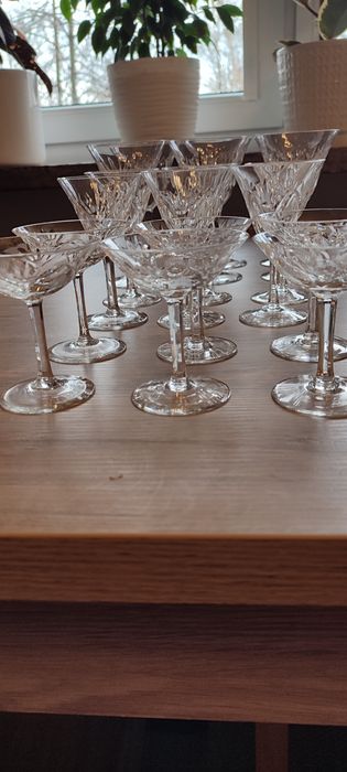 Kieliszki kryształowe do wina i likieru