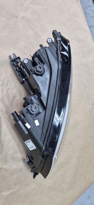 Farol volkswagen sharan lado esquerdo 2017