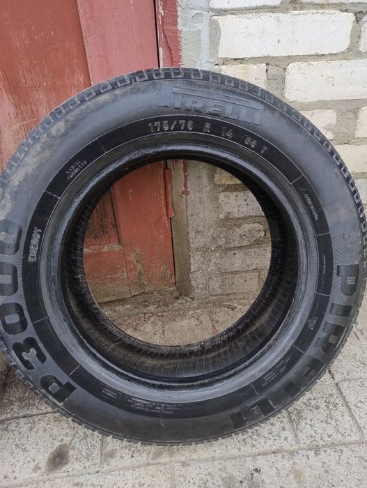 Продам шини   r14