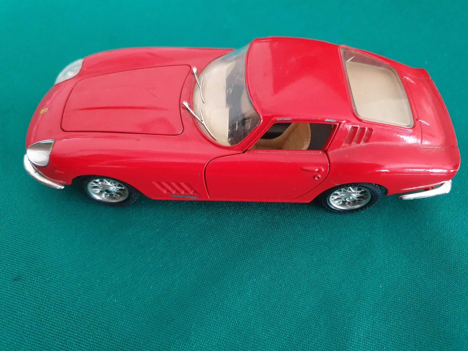 Ferrari 275 GTB4 (1966) - BURAGO, escala 1:24, anos 80 - Italy