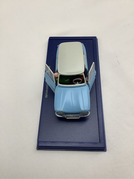 Carro do Tintin em muito bom estado
