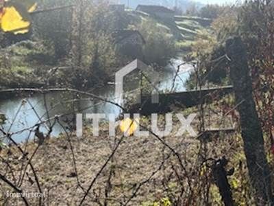 Terreno Urbanizável com Vista Rio – Meinedo, Lousada