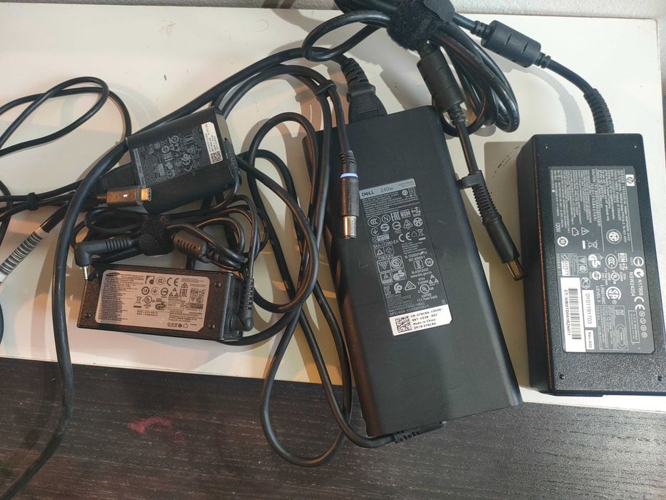 Carregadores Dell 240w, HP e Samsung