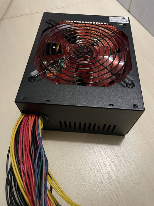 Блок питания 1600W 90 Plus Gold