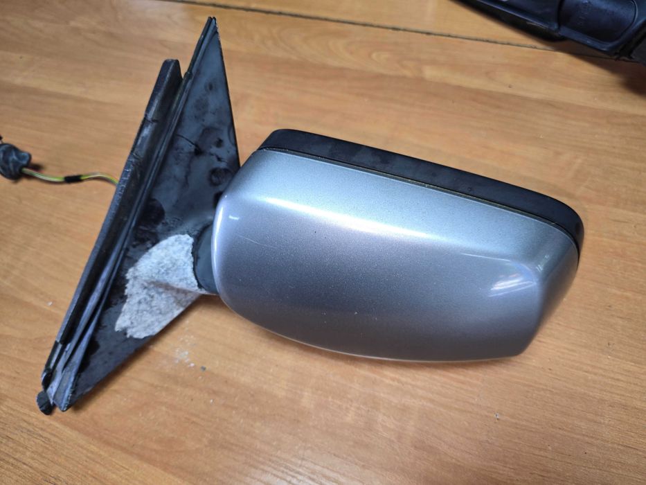 BMW 5 E60 E61 Lusterko Zewnętrzne Prawe Lewe 7 PIN Ele. Składane A08/7
