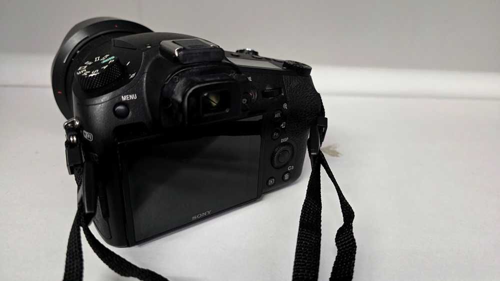 Aparat Sony Cyber-shot DSC-RX10 III