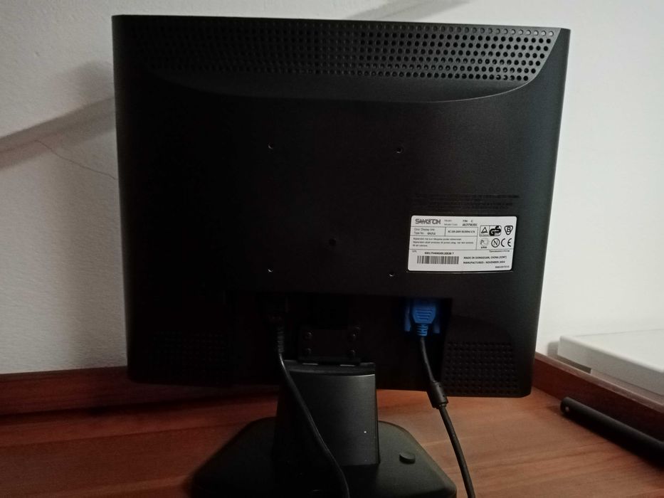 Monitor Samtron  17"