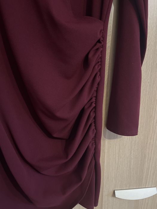 Sukienka mini bordowa