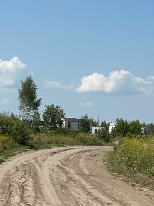 Продаж земельної ділянки в 10 хвилинах від м. Хмельницького.