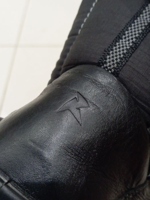 Ecco Noyce Gore-Tex Receptor Technology Zimowe Skórzane  Buty rozm. 39