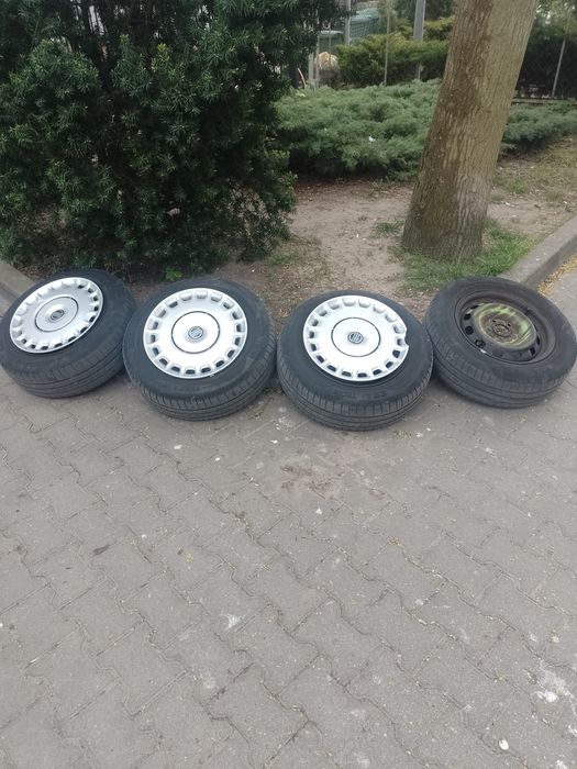 Felgi z oponami ...