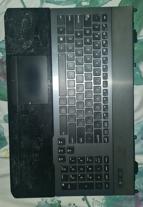 Оригинальная клавиатура с подсветкой ASUS ROG G75 G75V G75VW топкейс