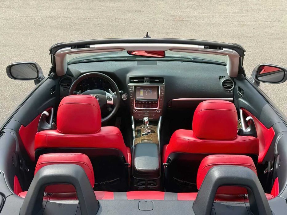 Lexus IS 250      2015