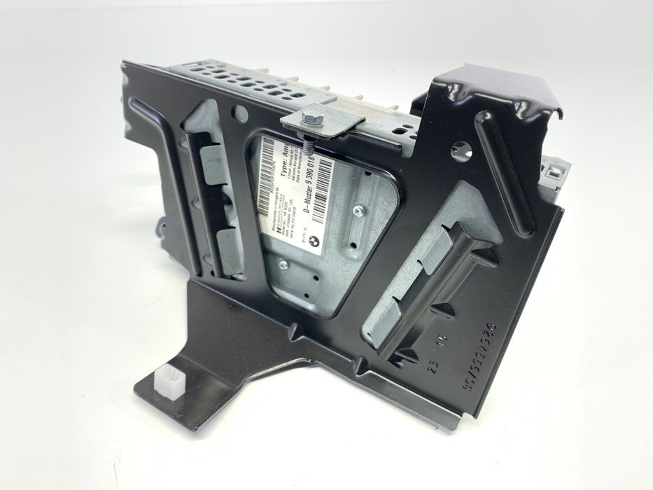 WZMACNIACZ BMW F45 9390018 MODUŁ SYGNAŁU