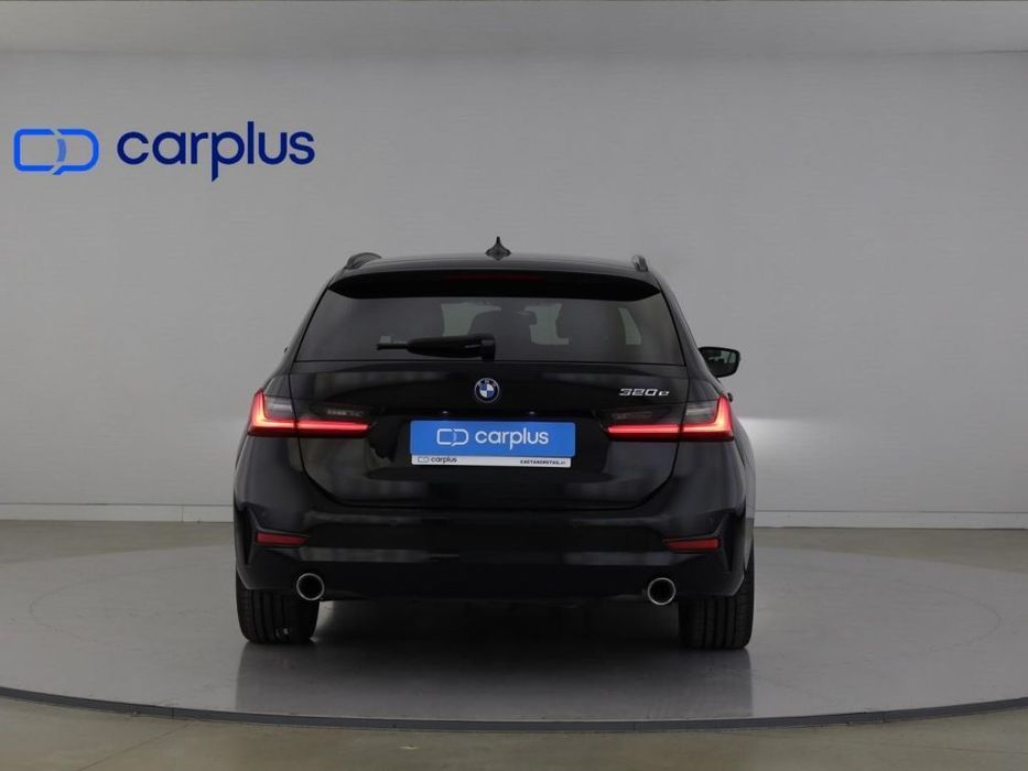 BMW 320 e Auto64281785284738125