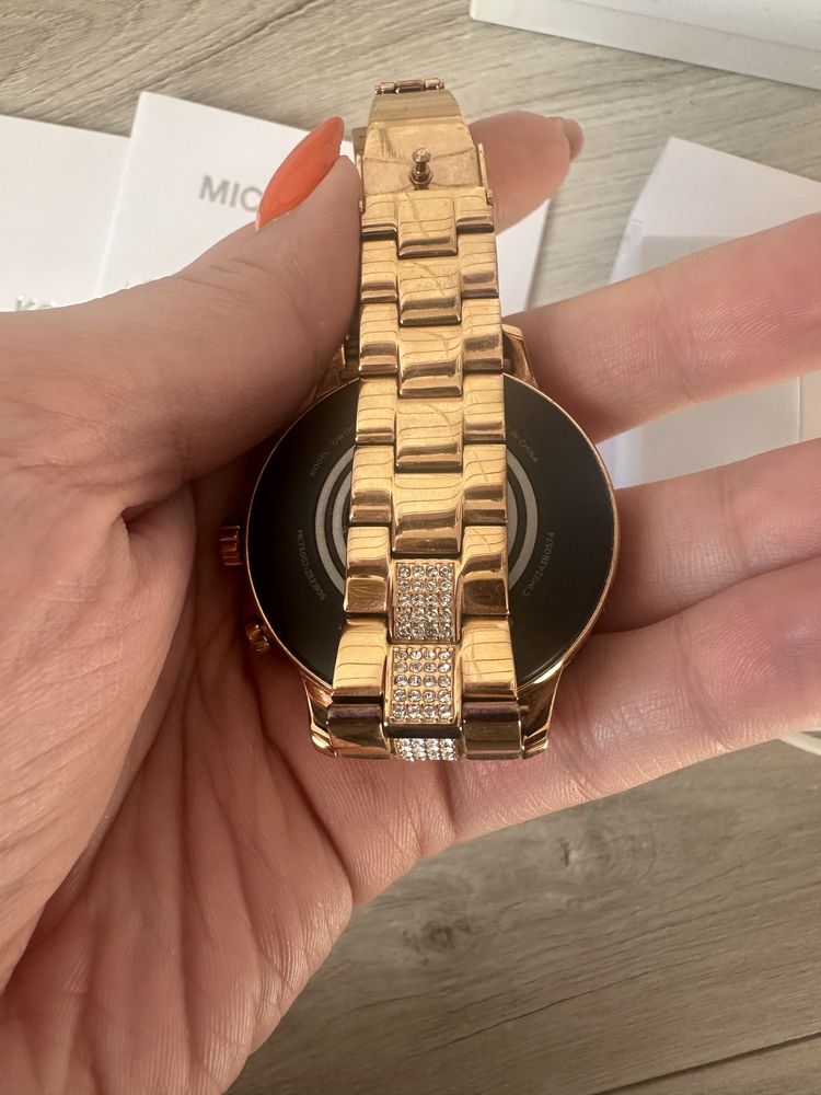 Z oty smartwatch Michael Kors MKT 5052 bateria do wymiany Grybow OLX.pl