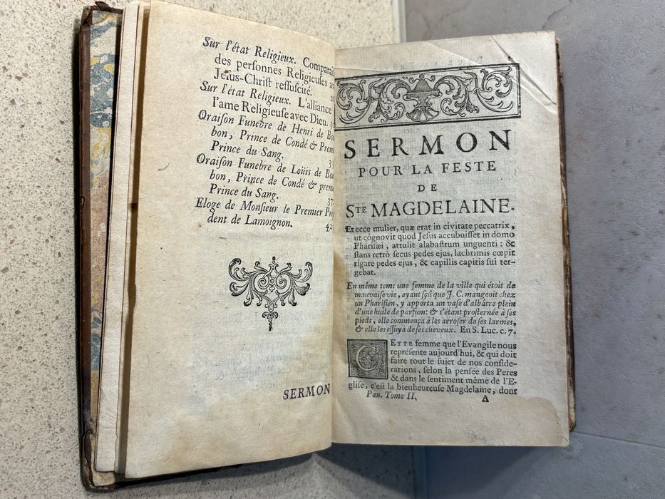 Antigo livro de 1733: Sermons du Pere Bourdaloué tomo seconde