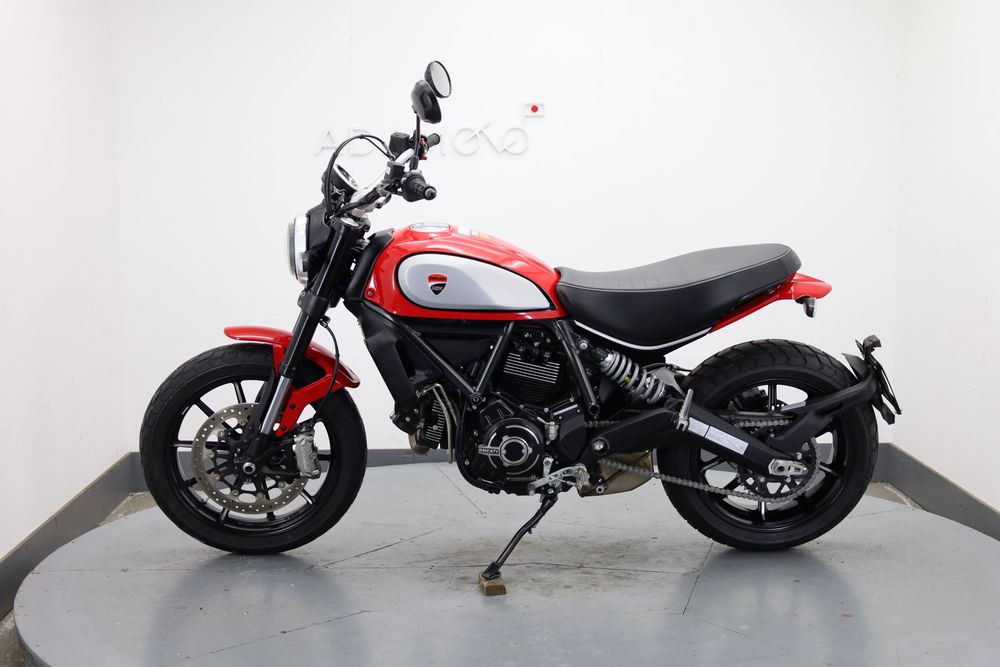 Ducati Scrambler Icon 2022 року