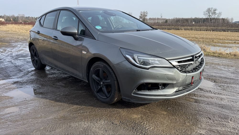 Opel Astra 1.6 cdti 110KM