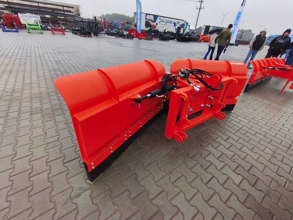 Pług do śniegu hydrauliczny strzałka producent Metal-Technik