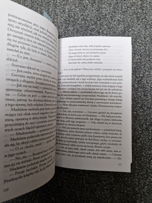 6534. "Hotel Transylwania" Chelsea Quinn Yarbro