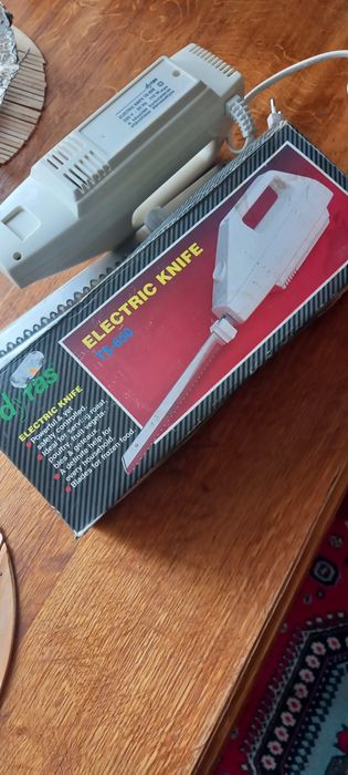 Электрнож Dyras.