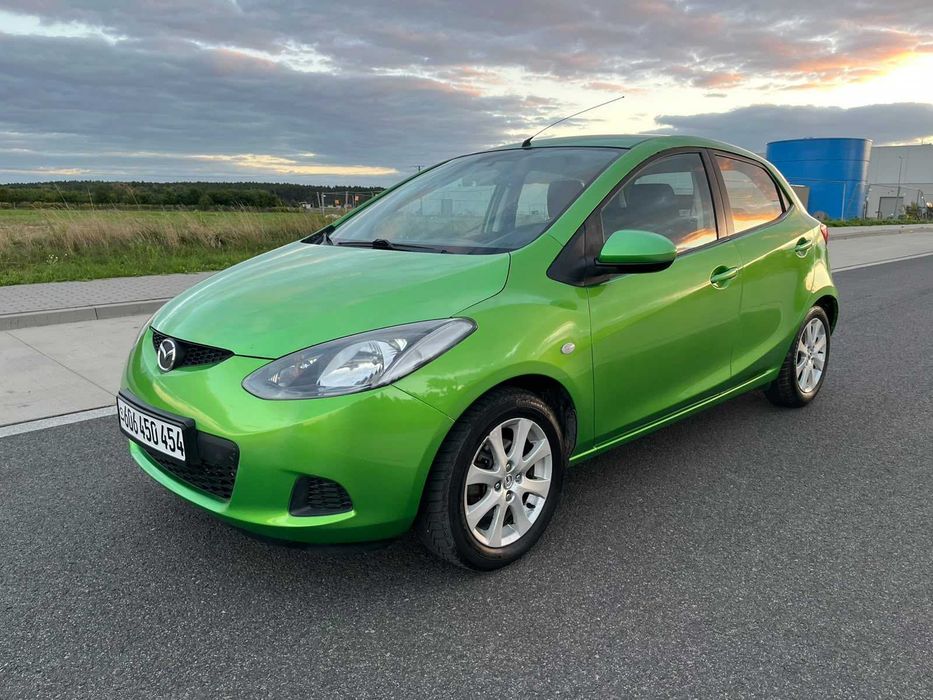 Mazda 2