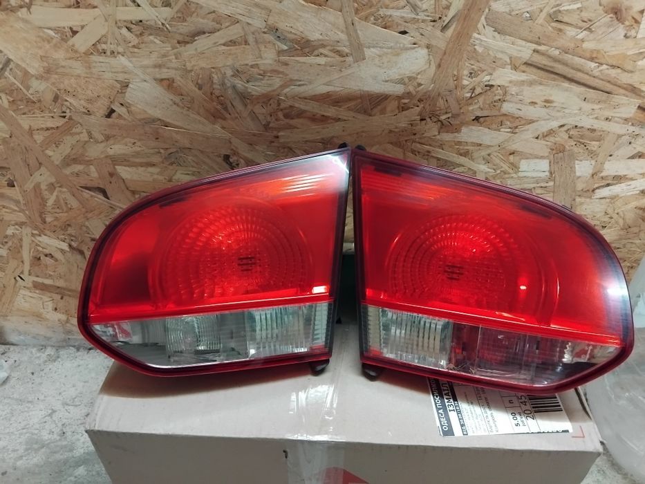 Фары  оригинал на vw golf 6 .