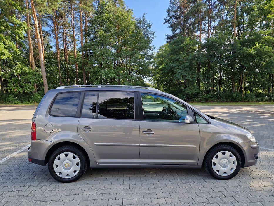 wvolkswagen turan 7 osób stan niemiecki perfekcja  automat  dsg