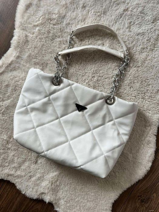 Torebka torba Prada biała letnia