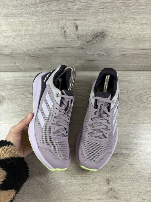 Adidas Terrex жіночі кросівки 39 розмір