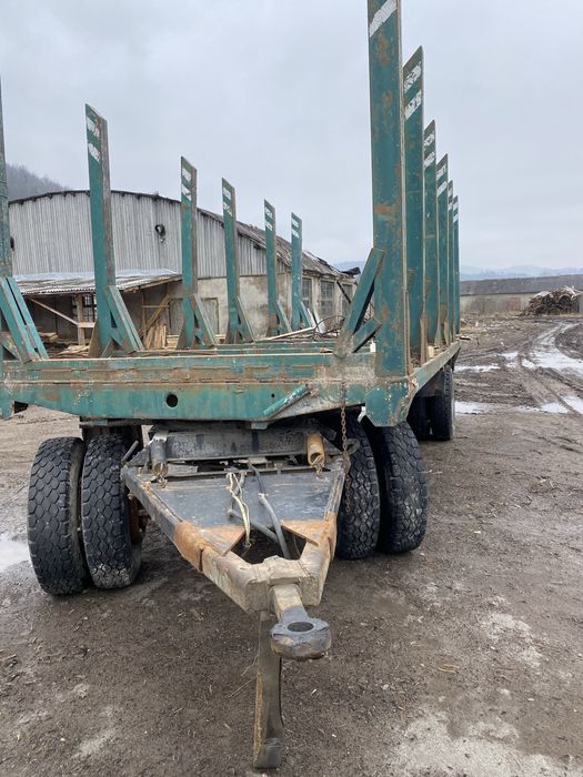 Продам прицеп лісовий урал камаз