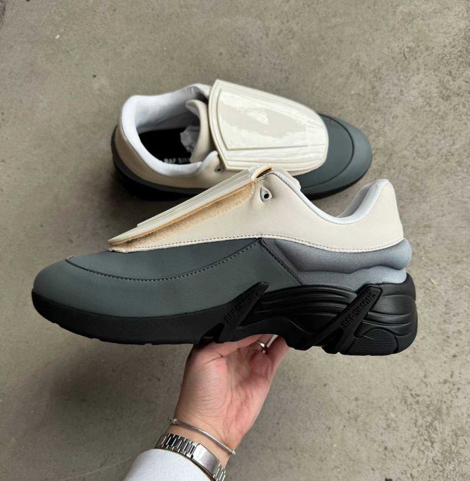 Нові кросівки Raf Simons Antei