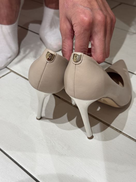 Туфлі лодочки Guess