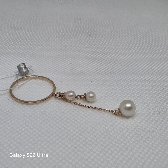 Каблучка з червоного золота з перлинами. Sovissimo.   Нова.