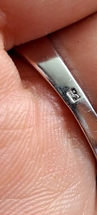 Pierścionek srebro925