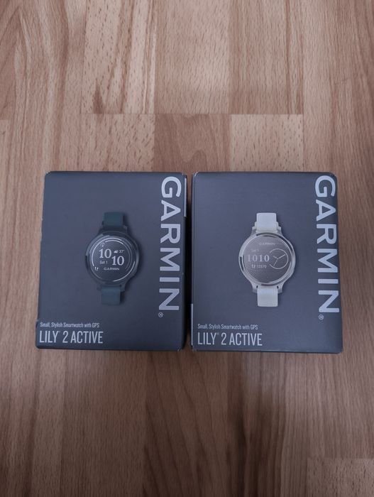 Смарт-годинник Garmin Lily 2 Active Lunar Gold with Bone Silicone Band