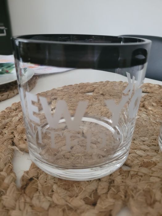 Szkła, świeczniki, ozdoby