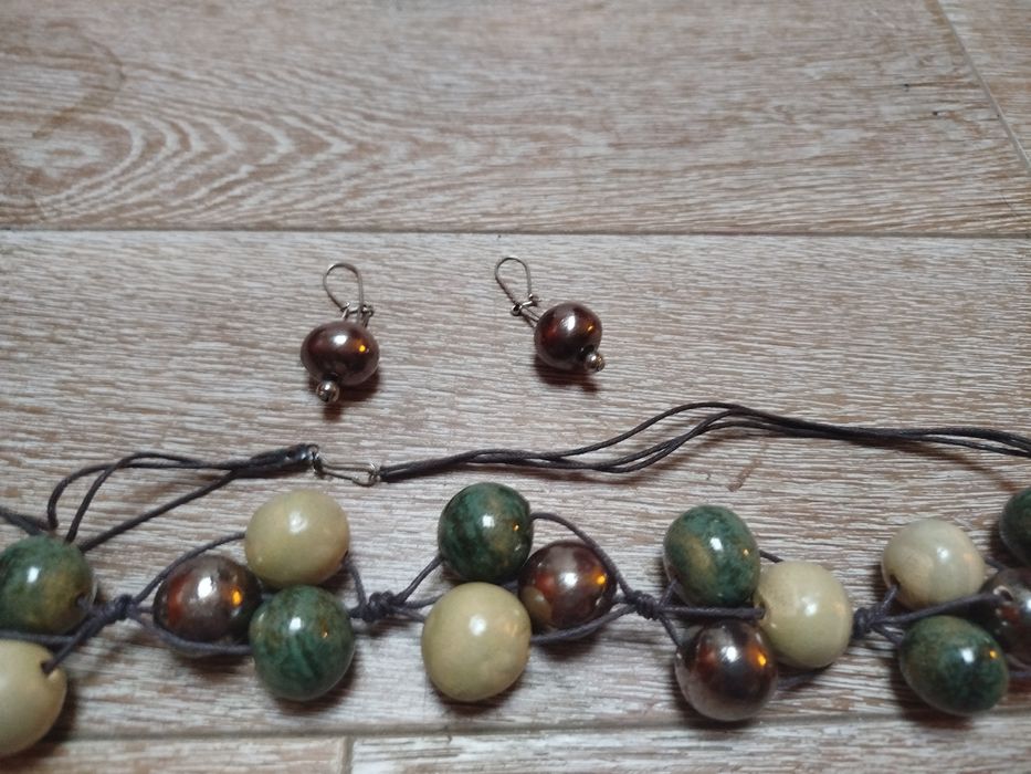 Ręcznie robiona biżuteria ceramiczna korale i kolczyki komplet