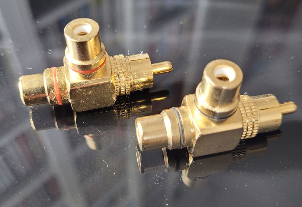 Conversores RCA macho para 2 RCA fêmeas - preço inclui portes CTT.