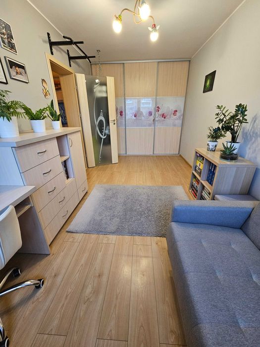 Wynajmę apartament mieszkanie 3-pokojowe pow. 52,6 m2 na Stabłowicach ul. Główna dostępne od maja 2026r.