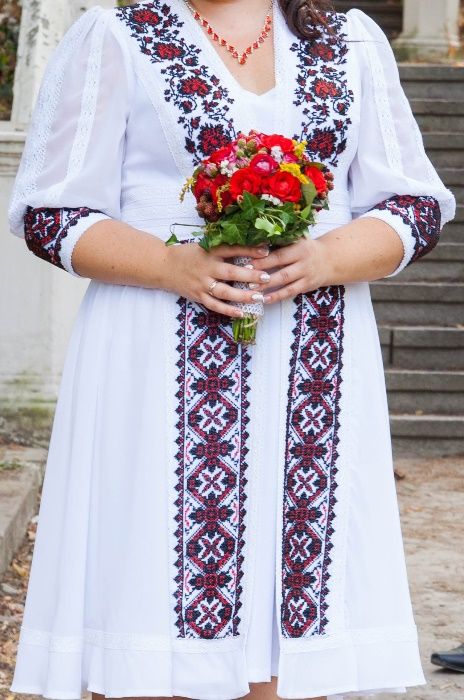 Невероятное платье вышитое бисером! Свадьба, выступления! 52-54р.