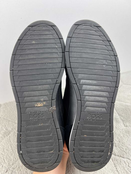Buty damskie czarne sneakersy Boss Titanium 40