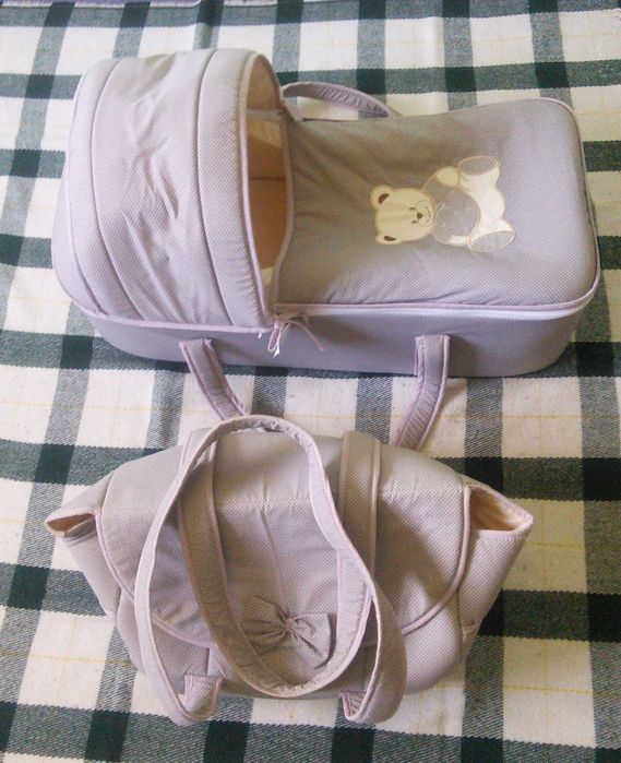 Alcofa de Bébé e mala