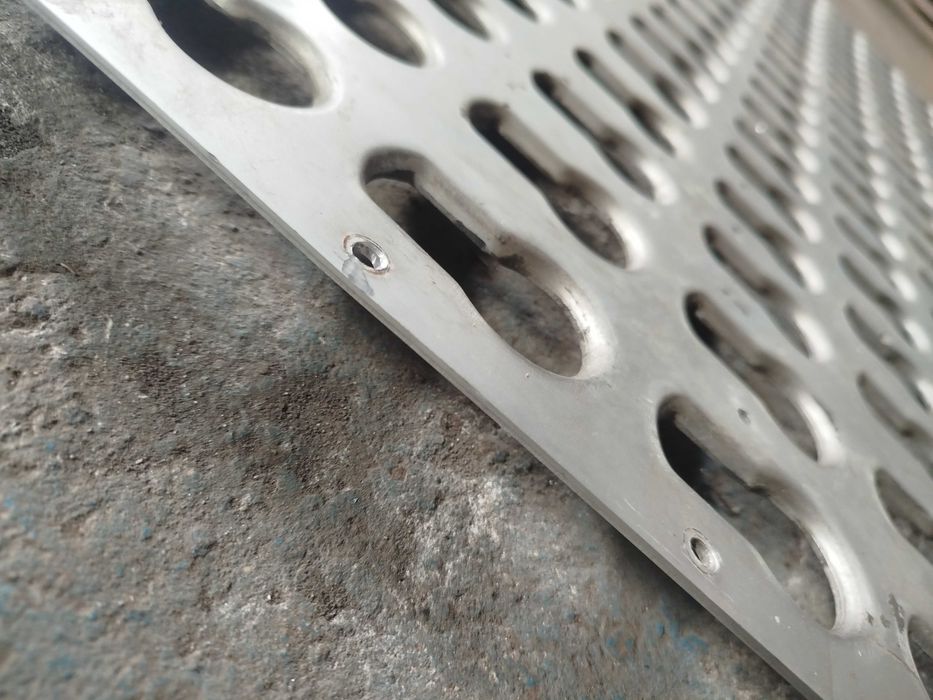 Продам панель алюмінієву для евакуатора