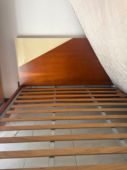 Cama de Casal mais colchão