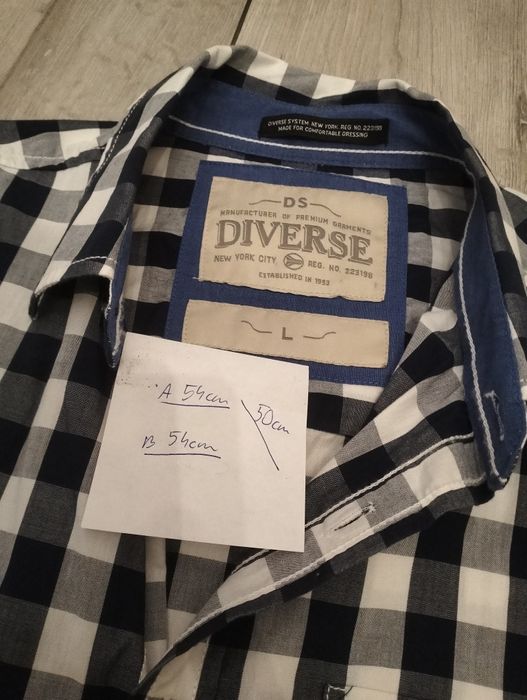 Biała koszula w kratę Diverse rozmiar L męska z długim rękawem w kratk