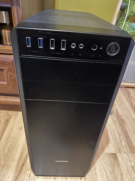 Komputer stacjonarny  Core i5 7gen. RAM 8GB DDR4
