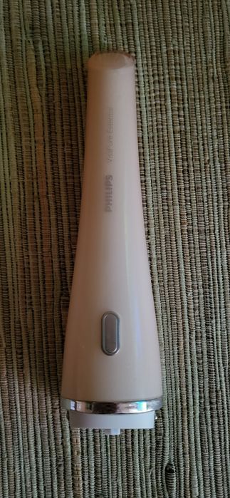 Прибор для чистки лица