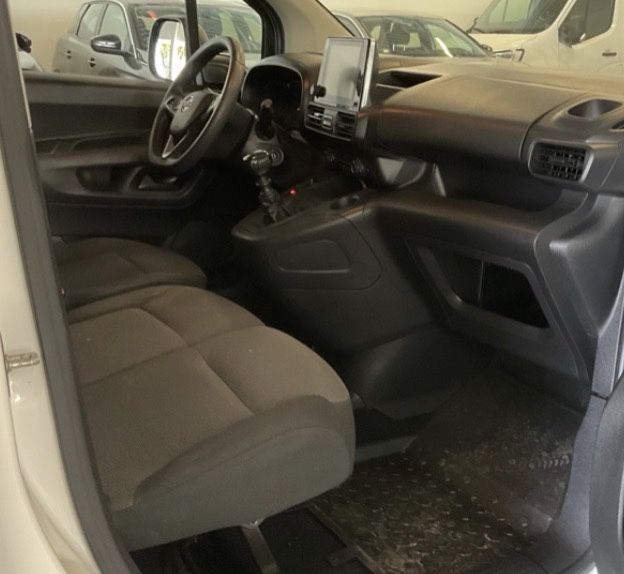 Opel combo LONGA 1.5 CDTI Nacional Com iva no preco 2022 Cammes 8 MM
